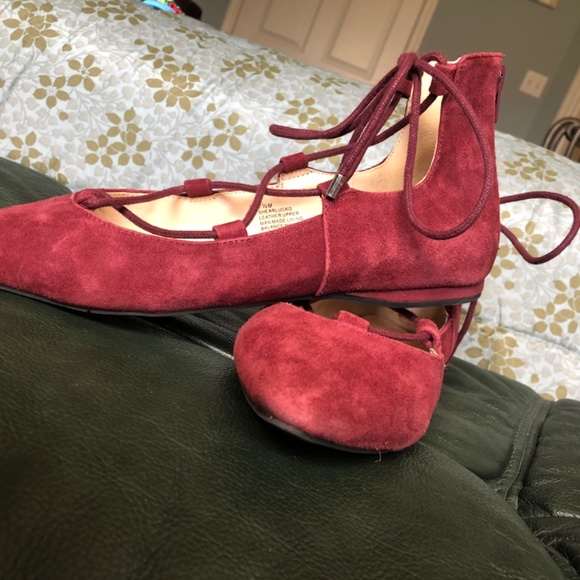 Pointed toe ballet flats - Picture 2 of 4